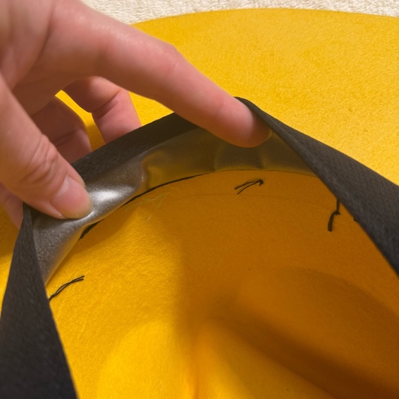 Charlie 1 Horse Yellow Wool Western Hat with Black Band Size Small - Picture 11 of 16